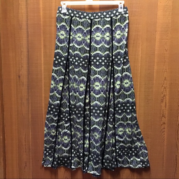 🌻 5/$25 GNW Boho Maxi Skirt - Picture 3 of 4